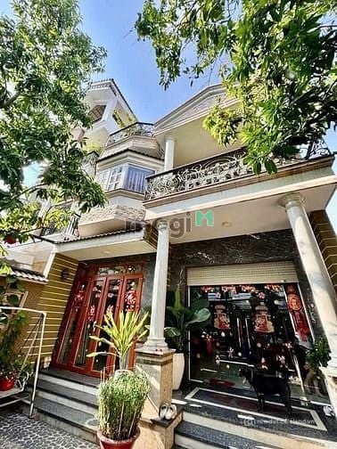 Bán căn hộ chung cư: Chủ gửi Bán BIỆT THỰ SÂN VƯỜN phường Bình Trưng Tây Quận 2 