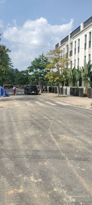 Bán biệt thự: Nhà Phố Salacia Villas,4.8Tỷ/Căn, 1 Trệt 3 Lầu,Ưu đãi lên đến 200t