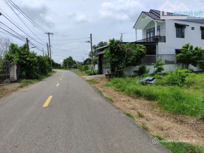 Bán đất thổ cư:  Em Nắm Chủ   2 LÔ ĐẤT ĐẸP LIỀN KỀ GẦN KHU CÔNG NGHIỆP  T