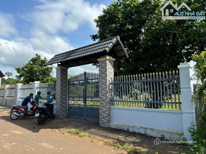 Bán đất thổ cư: Hơn sào đường nhựa Phường Tam Long - TP Hồ Chí Minh. Dt: 1012m