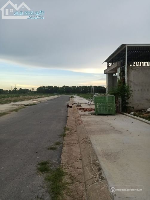 Bán đất thổ cư: KẸT VỐN LÀM ĂN CẦN BÁN GẤP LÔ ĐẤT KHU TRUNG TÂM PHÚ MỸ