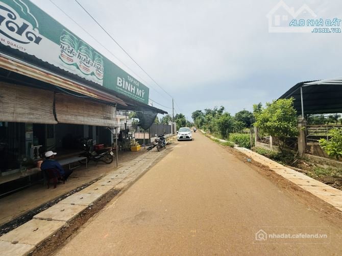 Bán đất thổ cư: Bán đất đường chính Xóm Quảng. Xuân Sơn Châu Đức. 6x30, 80 thổ. 