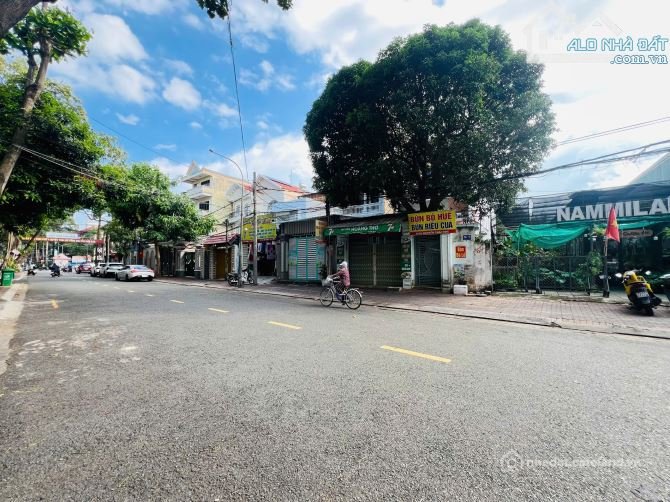 Bán đất thổ cư: BÁN NHÀ 3 TẦNG MẶT TIỀN PASTEUR TRUNG TÂM THƯƠNG MẠI 209 M2 NGAN