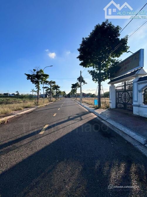 Bán đất thổ cư:   BÁN LỖ 500 TRIỆU – ĐẤT ĐẸP SỔ RIÊNG NGAY CỔNG VÀO SONADEZI