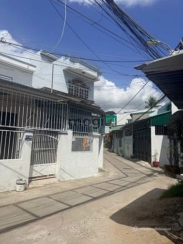 Bán nhà riêng: Bán nhà-DT96m2-2PN-đường ôtô-gần chợ Vĩnh Hải-tây Nha Trang-1ty75