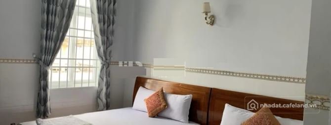 Bán nhà hàng - Khách sạn: Bán Khách Sạn 5 tầng , 30 phòng đường Thùy Vân , TP Vũ