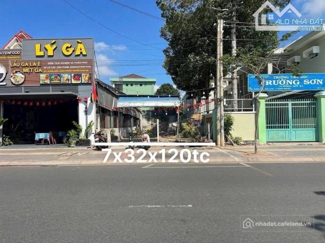 Bán đất thổ cư: MT Kinh Doanh Nam Quốc Cang , kế bên Quảng Trường, Gần trung tâm