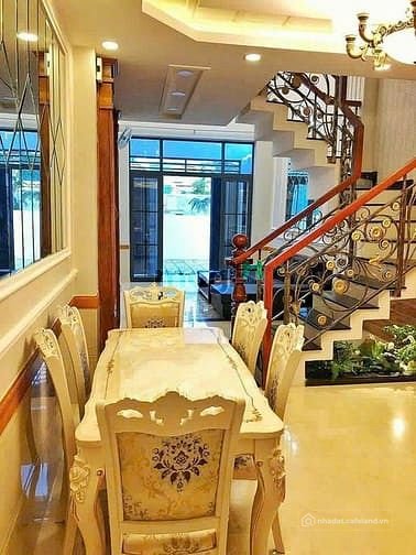 Bán nhà riêng: Bán nhà (gần biển)-DT100M2-4tầng-4PN-Điện biên Phủ-Nha Trang-chỉ 