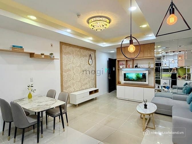 Bán căn hộ chung cư: Chính chủ căn góc 83m2 Hoàng Kim Thế Gia, sổ hồng, nhà mới,