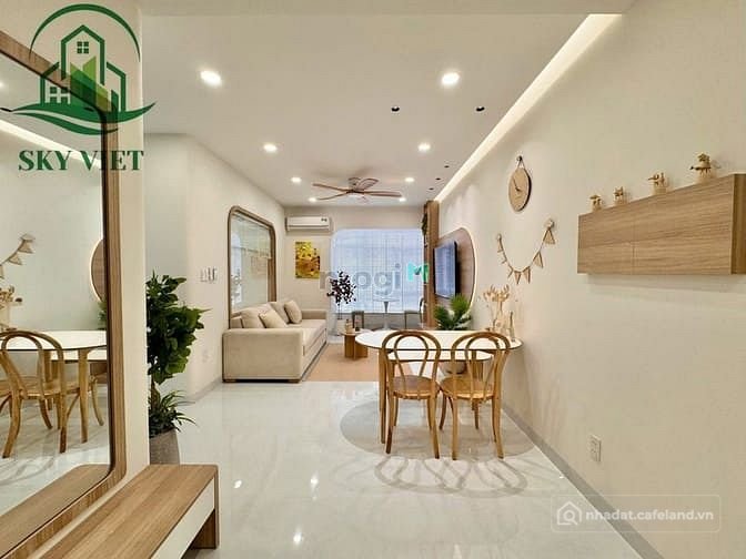 Bán nhà riêng: Căn góc sky garden 3 74m2 3pn full nội thất view công viên giá tố