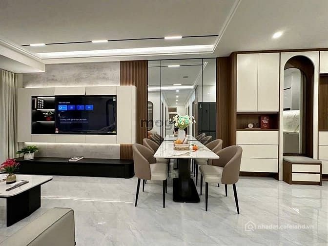 Bán căn hộ chung cư: BÁN GẤP CH Sky Garden 3,Q7,3pn,2wc,70m2,2 tỷ 820,plrr,ntcb 