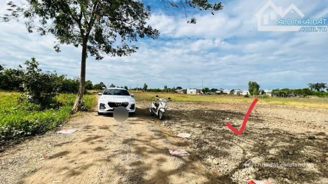 Bán đất thổ cư: Ngay Cổng chính khu công nghiệp Đất Đỏ - Phước Long Thọ - Đất Đỏ