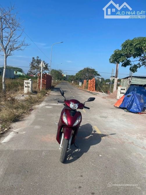 Bán đất thổ cư: BÁN ĐẤT KHU DÂN CƯ MOONLAKE XÃ LONG ĐIỀN - TP HCM; CẠNH BÊN DỰ Á