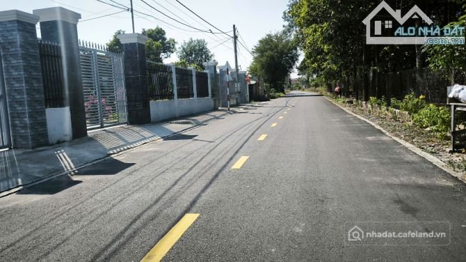 Bán đất thổ cư: Bán gấp 160m2 (Ngang 5x32m) MT đường nhựa ủy ban Châu Pha