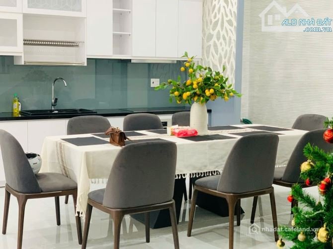 Bán nhà riêng: BÁN CĂN NHÀ GẦN BIỂN THÙY VÂN - NGHỈ DƯỠNG HOẶC LÀM HOMES