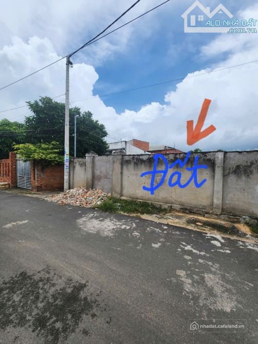 Bán đất thổ cư: Bán đất đã tách sổ xã Long Hải (TT Long Hải cũ), tp Hồ Chí Minh