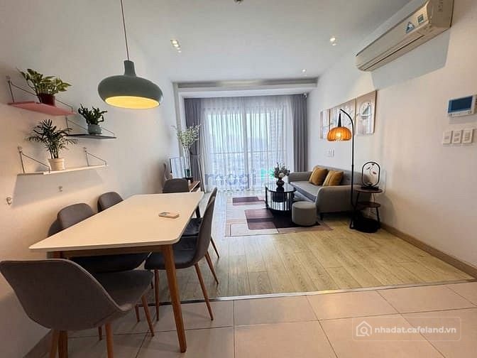 Bán căn hộ chung cư: ️ Bán căn hộ SKY CENTER TÂN BÌNH  3PN full nội thất GIÁ B