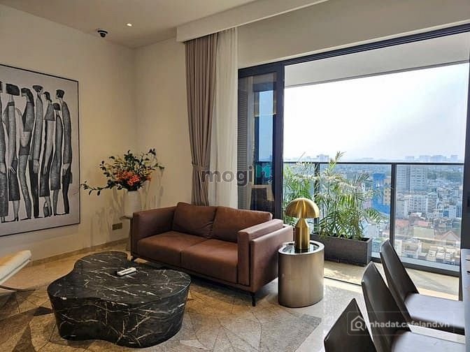 Bán căn hộ chung cư:  Chủ nhà gởi bán căn hộ 4 phòng ngủ, full nội thất tại The