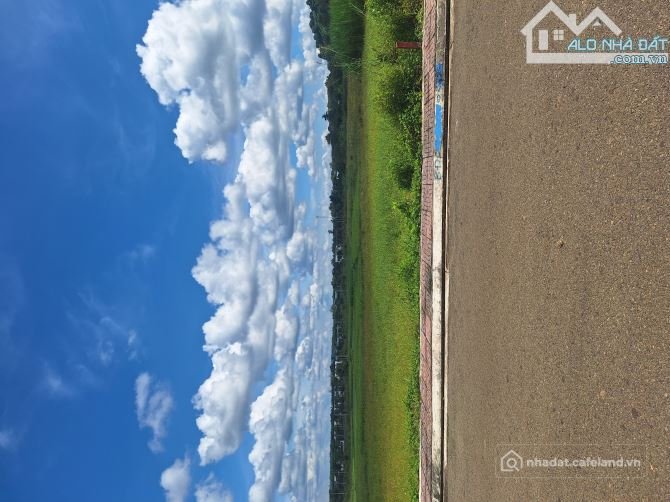 Bán đất thổ cư: Chính chủ gửi bán lô đất đối diện chung cư Lan Anh 7 đường 28 Hò