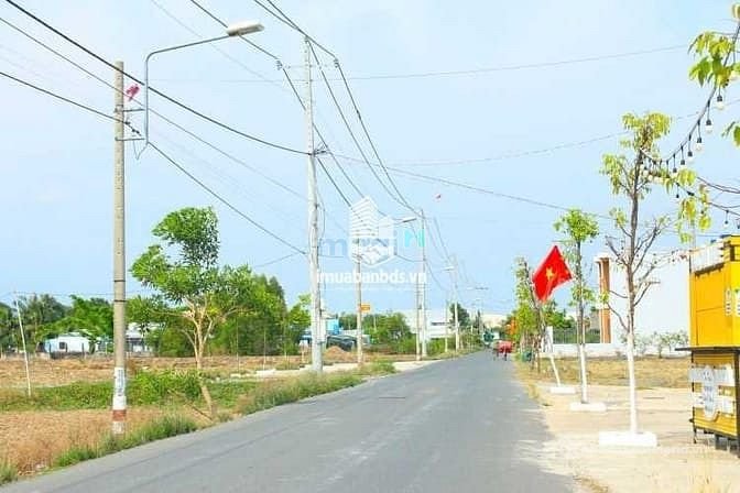 Bán đất thổ cư: Bán đất HOÀ LẠC, cách METRO chỉ cách 500m ĐH FTP, ĐHQG HÀ NỘI.