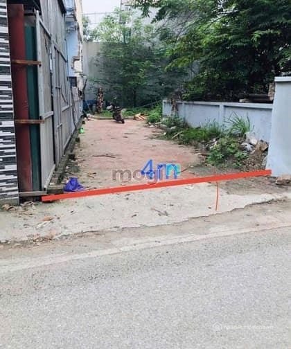 Bán đất thổ cư: Bán gấp đất nền MT hẻm Hòa Hưng 64m2 Giá 3Tỷ Sổ Sẵn HXH rộng, an