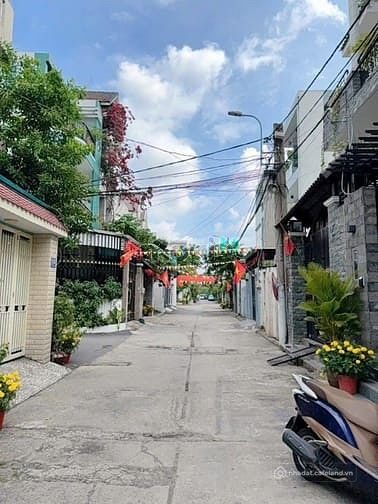 Bán đất thổ cư: Bán đất hẻm 261 đình phong phú,P tăng nhơn phú B, Tp thủ đức