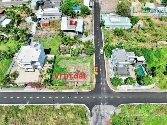 Bán đất thổ cư: BÁN ĐẤT CÁCH BIỂN LỘC AN 1KM 150M2 NGANG 7X21 SẴN 100M2 THỔ CƯ