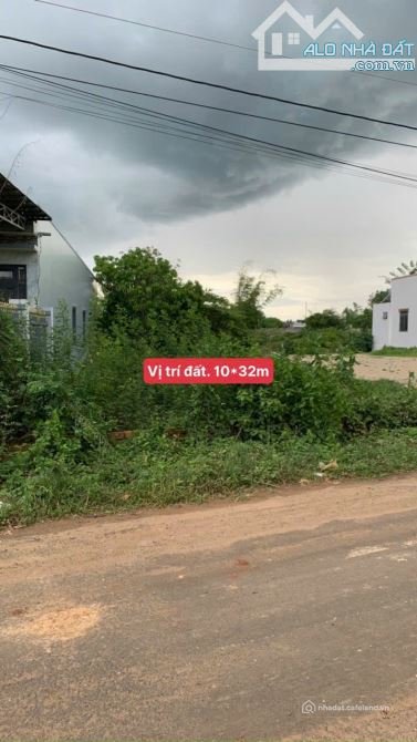 Bán đất thổ cư: Bán lô đất mặt tiền nhựa xã Hồ Tràm (Phước Thuận cũ), tp Hồ Chí 