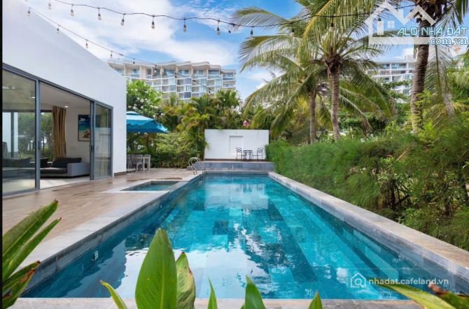 Bán biệt thự:  SIÊU PHẨM VILLA CĂN GÓC HỒ BƠI SÁT BIỂN – Aria Resort Vũng Tàu –