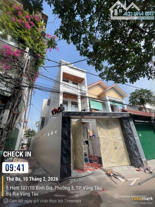 Bán nhà riêng: BÁN NHÀ 1 TRỆT 2 LẦU CÓ SÂN ĐỂ XE HƠI TRONG NHÀ [ 4.5 x 22 ] 117m