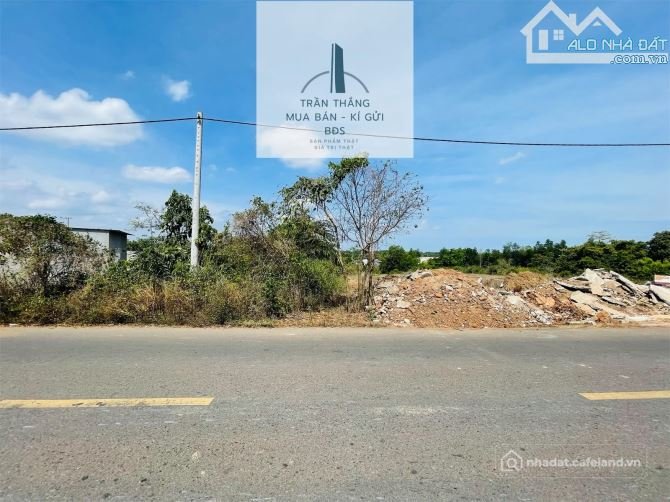 Bán đất thổ cư: Mặt Tiền Chính Xuân Sơn - Suối Rao Đang Thi Công Mở Rộng - Khu D