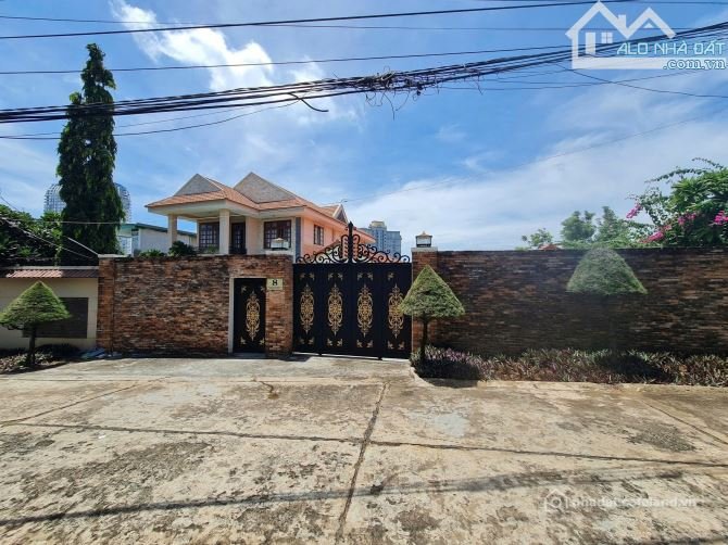 Bán biệt thự: BÁN BIỆT THỰ SÂN VƯỜN ĐẸP ĐỒI NGỌC TƯỚC , PHƯỜNG THẮNG TAM, VŨNG T