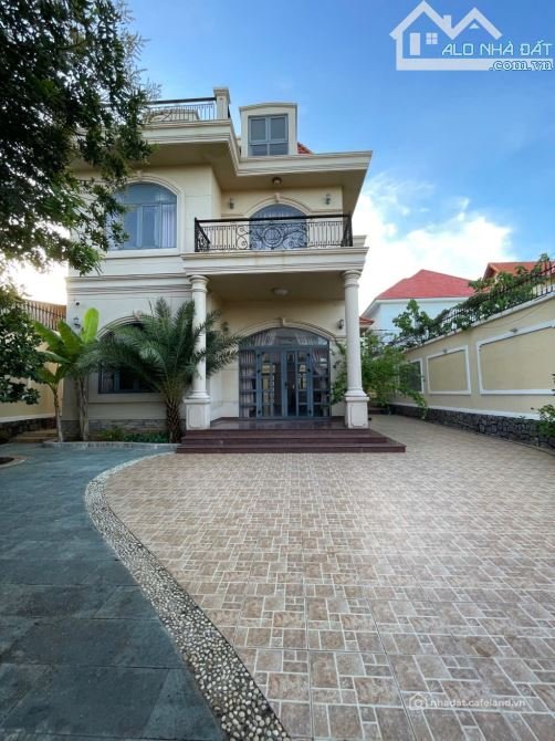 Bán biệt thự: BÁN BIỆT THỰ ĐỒI NGỌC TƯỚC 1 – PHƯỜNG THẮNG TAM, VŨNG TÀU.GẦN BIỂN