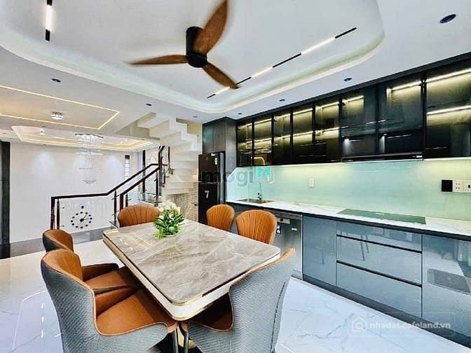 Bán nhà riêng: Nhà đường D2 gần khu sinh viên dễ cho thuê Giá 1.84tỷ 33.9m2 sổ s