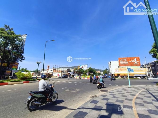 Bán nhà riêng:  NHÀ CẤP 4 TRỤC LÊ HỒNG PHONG_P.4_CÁCH BA CU 150M_TRUNG TÂM HIẾM