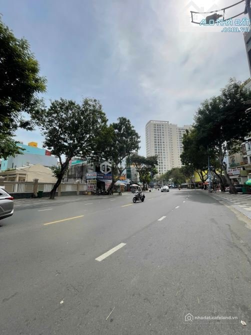 Bán nhà riêng:  NHÀ 1 TRỆT 2 LẦU HẺM ÔTÔ HOÀNG HOA THÁM_P. 2_CÁCH BIỂN BÃI SAU 