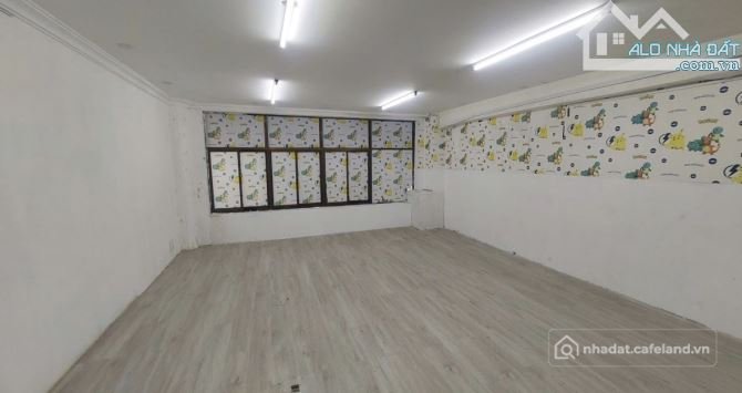 Bán nhà riêng: Bán nhà 1T3L Nguyễn Thái Học, phường 7