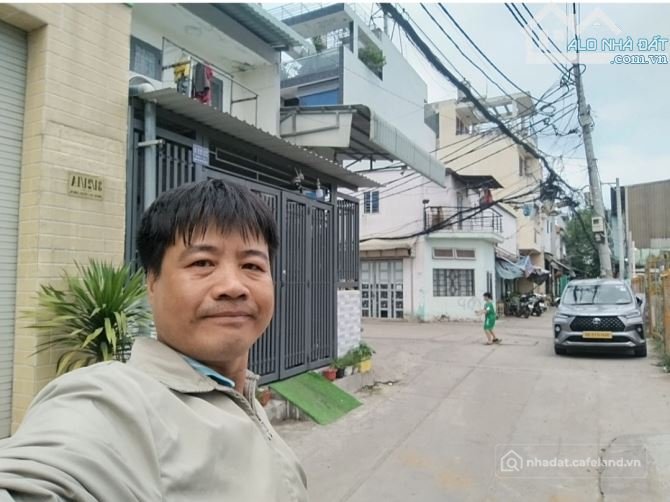 Bán nhà riêng: Nhà đẹp ở ngay, 2 tầng, ô tô ngủ nhà, 4.5m x 14m, Đường số 1, Tân