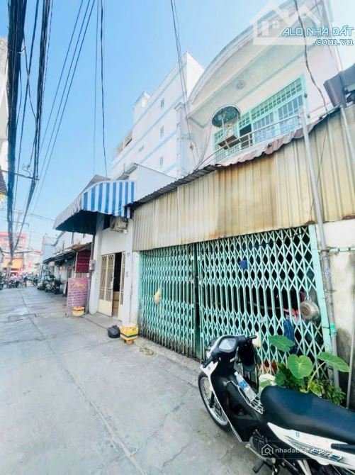 Bán nhà riêng: BÁN NHÀ LÊ ĐÌNH CẨN – BÌNH TÂN - DÒNG TIỀN 11TR DÀI LÂU 93m2 - GI