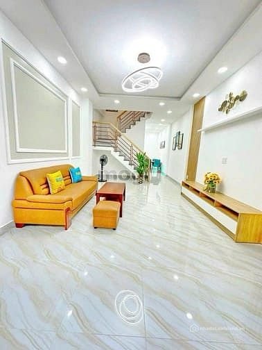 Bán nhà riêng: - Bán nhà hẻm TRẦN XUÂN SOẠN P.TÂN HƯNG QUẬN 7. - Vị trí gần sát 