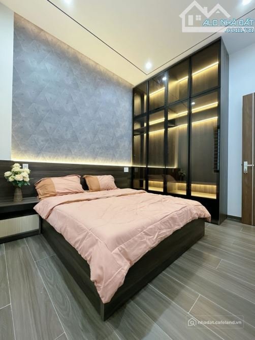 Bán nhà riêng: Gia đình định cư nước ngoài cần bán gấp nhà ngay chợ Bà Hom - BTa