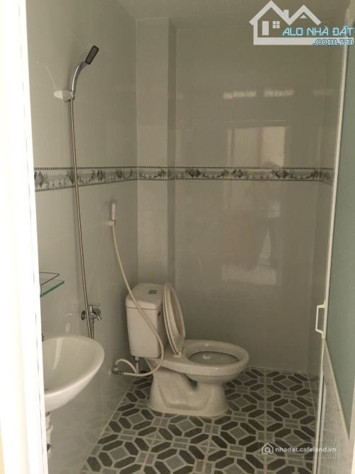 Bán nhà riêng: HẺM XE HƠI - 2 TẦNG 3PN 44M2 MỚI Ở NGAY - TÂN TẠO, BÌNH TÂN - GIÁ