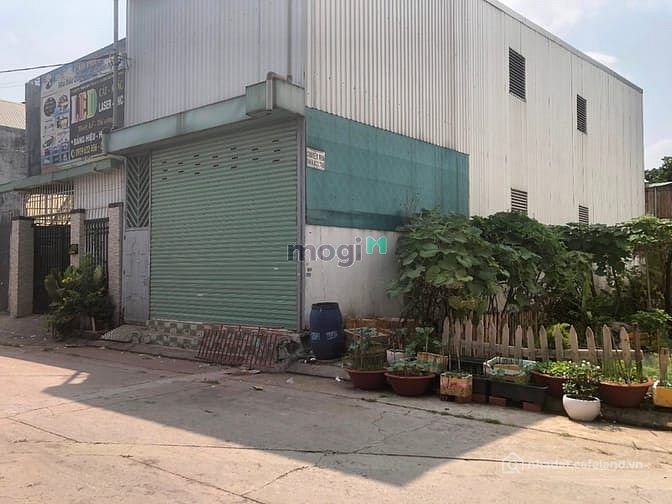 Bán nhà riêng: Cho thuê kho xưởng sử dụng 170m2 Thạnh Lộc Quận 12