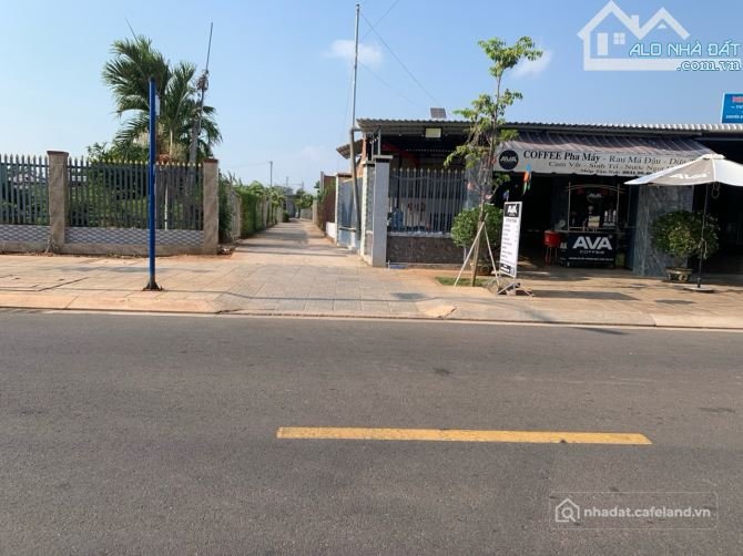 Bán đất thổ cư: THỊ TRẤN ĐẤT ĐỎ BRVT CÒN LO ĐẤT KHU ĐÔNG DÂN CƯ , CÁCH ĐƯỜNG QH 