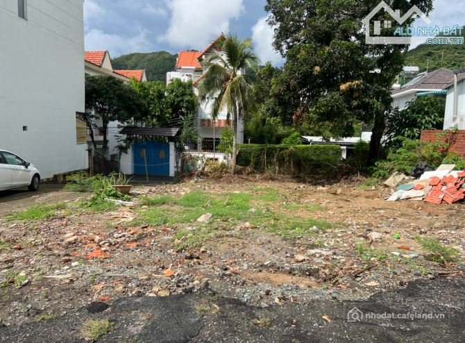 Bán đất thổ cư: BÁN ĐẤT HẺM 90 TRẦN PHÚ - TP VŨNG TÀU 27 TỶ