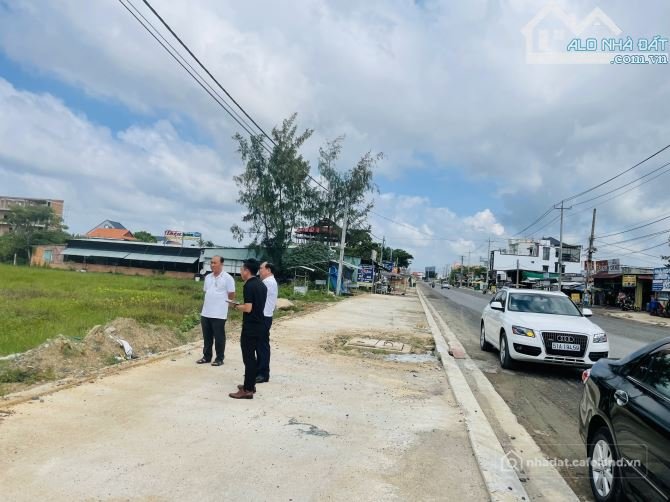 Bán đất thổ cư: CỰC PHẨM LÔ ĐẤT SIÊU ĐẸP MT TỈNH LỘ 328, CÁCH PHỐ ĐI BỘ HỒ TRÀM 