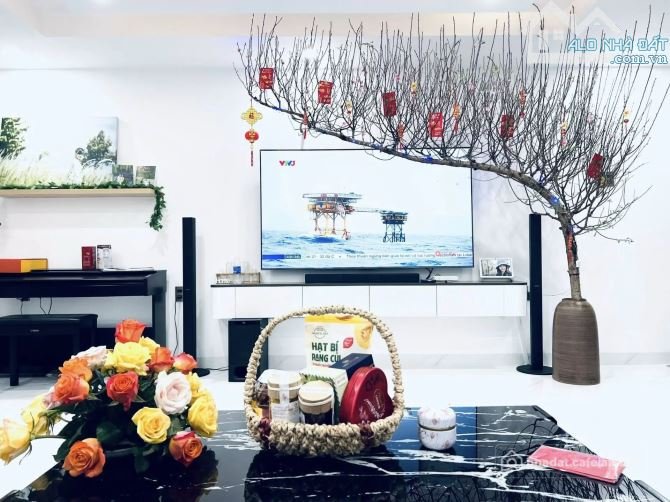 Bán nhà riêng:  BÁN NHÀ KHU PHỐ TÂY – GẦN BIỂN BÃI SAU, HẺM Ô TÔ PHAN CHU TRIN