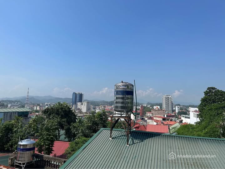 Bán đất thổ cư: Nhà đẹp view phố cổ, sửa sang như mới, giá hời