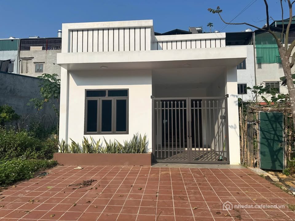 Bán nhà riêng: Bán nhà 1 tầng Quang Thái, 130m2, vuông vắn, gần công viên, chợ, 