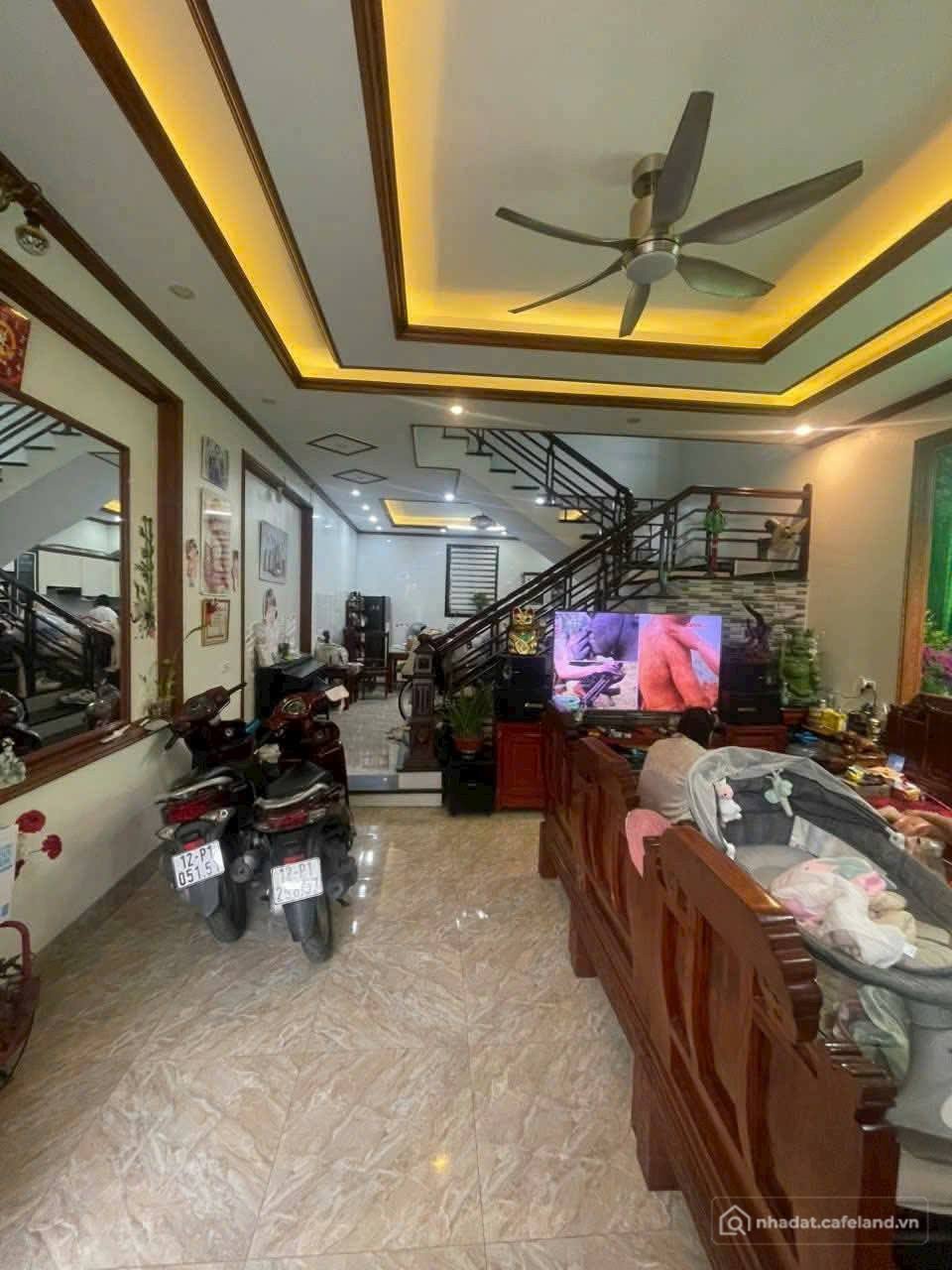 Bán nhà riêng: Bán nhà 3 tầng đẹp gần khu Tái định cư Mai Pha, Lạng Sơn
